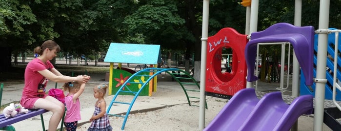 Детская площадка is one of жм. Виноградарь.