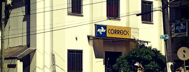 Correios is one of Tempat yang Disukai Ana Giulia.
