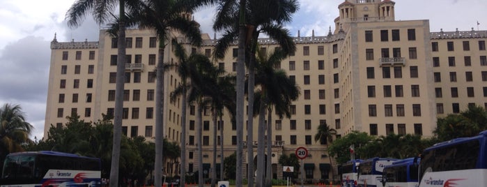 Hotel Nacional de Cuba is one of Tempat yang Disukai Victor.