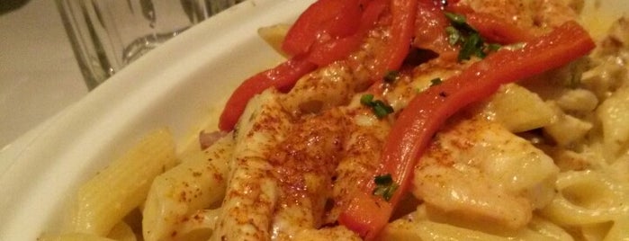 Romano's Macaroni Grill is one of Posti che sono piaciuti a Gaby.