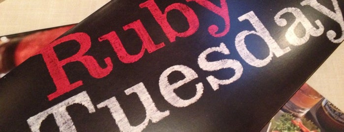 Ruby Tuesday is one of ENGMA'nın Beğendiği Mekanlar.