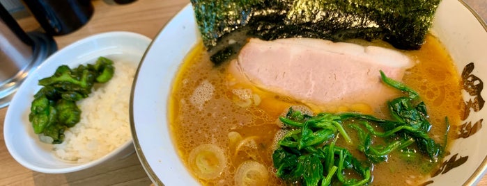 野良裏家 is one of Restaurant(Neighborhood Finds)/RAMEN Noodles.