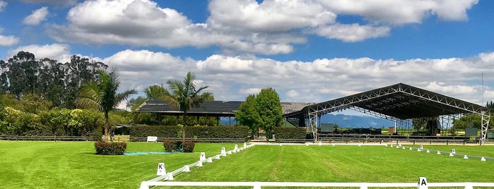 Club Campestre Guaymaral is one of Golf bogota.