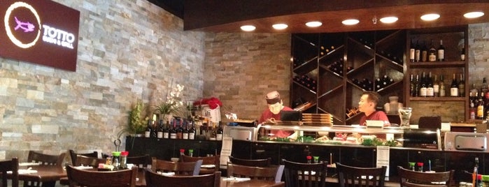 Totto Sushi & Grill is one of Lugares favoritos de Kyra.