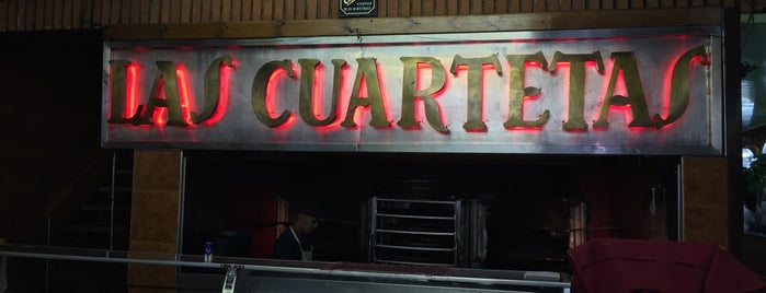 Las Cuartetas is one of Las mejores pizzerias de Buenos Aires.