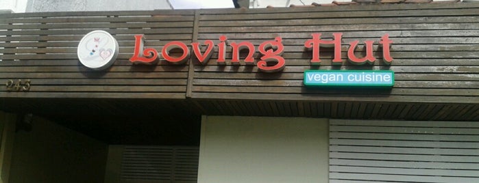 Loving Hut is one of Restaurantes Veganos.