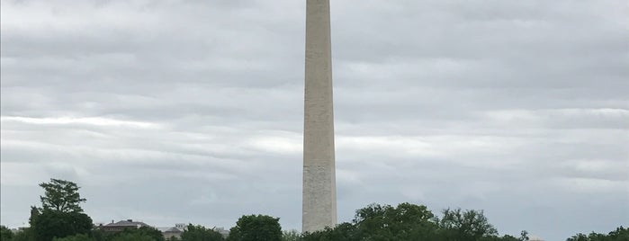 Monumento a Washington is one of Locais curtidos por Sandro.