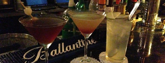 Doppelgänger Bar is one of Bares.