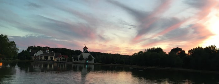 The Crossings of Colonie is one of Ben’s Wedding Weekend.