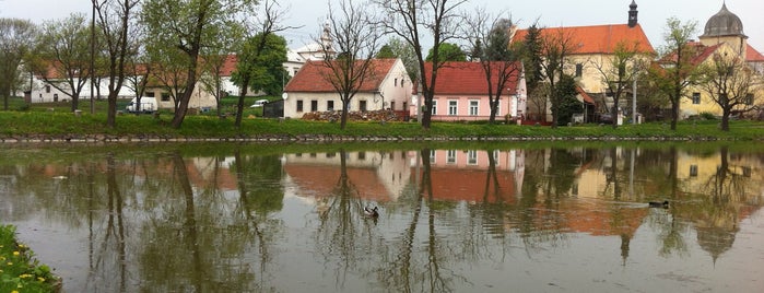 Veliká Ves is one of [V] Města, obce a vesnice ČR | Cities&towns CZ 1/3.