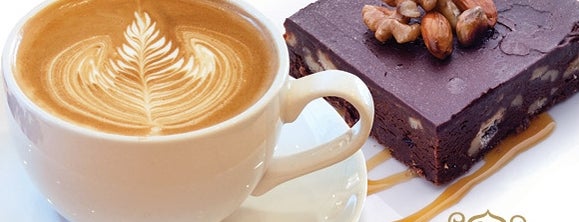 Butlers Chocolates Cafe is one of Tempat yang Disimpan Hessa Al Khalifa.