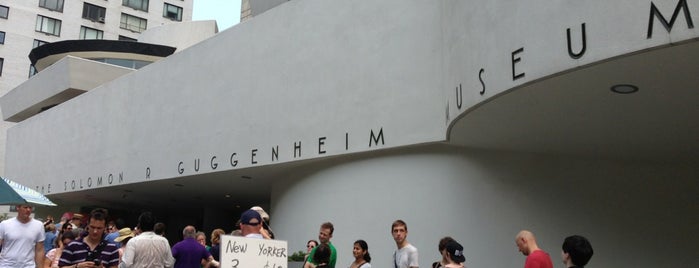 Solomon R Guggenheim Museum is one of New York Places.