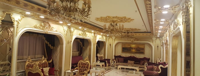 Golden Taha Hotel is one of Tempat yang Disukai Yousef.