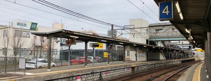 Nishi-suzurandai Station (KB42) is one of 神戸周辺の電車路線.