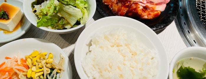 焼肉 寿亭 is one of Top picks for Japanese Restaurants & Bar2⃣.