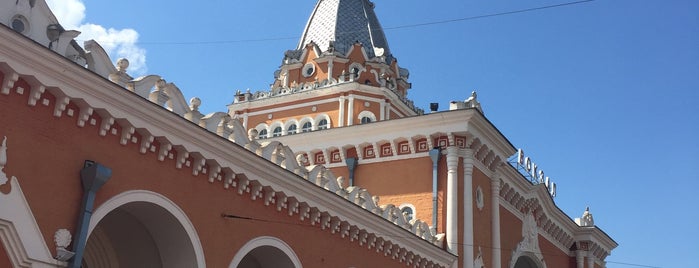 Залізничний вокзал «Чернігів» is one of Tempat yang Disukai Андрей.