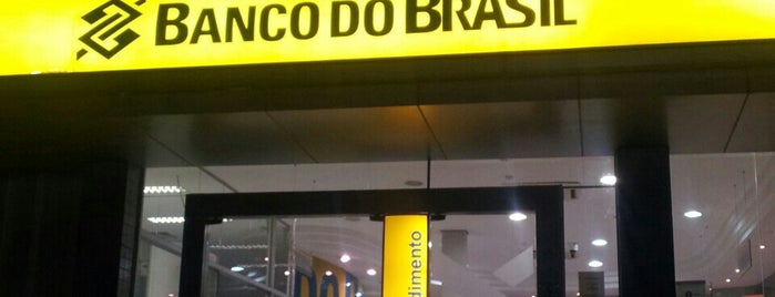 Banco do Brasil is one of Locais curtidos por Oliva.
