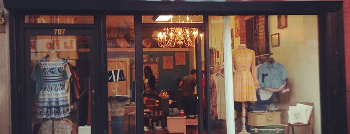 Vianova is one of Brooklyn Vintage/Consignment/Thrift.