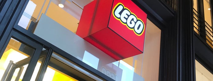 LEGO Certified Store is one of Mailand / Italien.