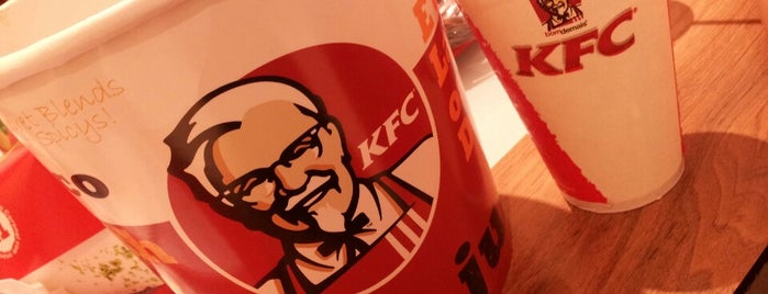 KFC is one of Restaurantes legais em São Paulo.