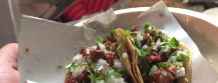 Tacos Espinoza is one of Posti che sono piaciuti a Sárika.