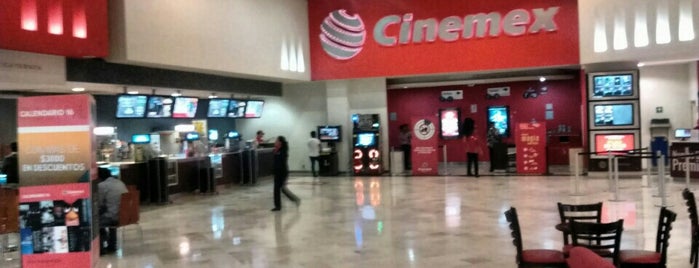 Cinemex is one of Pedroさんのお気に入りスポット.