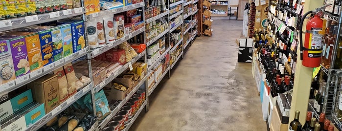 Seascape Foods is one of Grocery Stores.