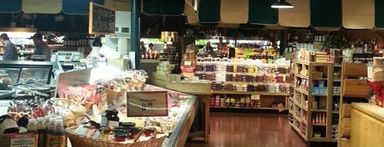 The Fresh Market is one of Lugares favoritos de Justin.