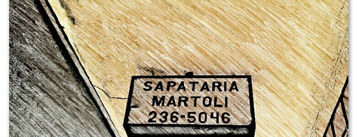 Martoli Sapataria is one of Meus lugares.