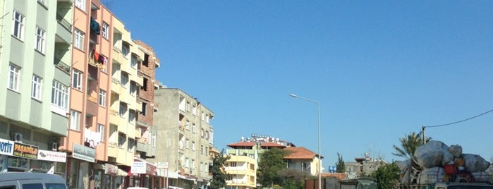 Samandağ Çarşı is one of Tempat yang Disukai Fahreddin.