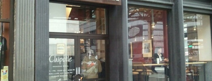 Chipotle Mexican Grill is one of สถานที่ที่ Steph ถูกใจ.