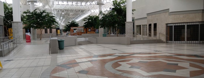 Fairgrounds Square Mall is one of Work Locations.