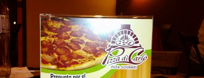 Pizza Di Carlo is one of Locais curtidos por Adán.