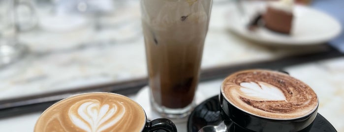 PS.Cafe is one of Micheenli Guide: Top 80 Around Bras Basah.