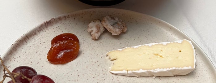 L'Angelus is one of Micheenli Guide: Gourmet cheese trail in Singapore.