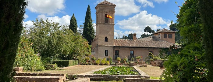 Palacio de los Abencerrajes is one of Trip part.21.
