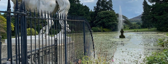 Powerscourt House and Gardens is one of Wさんのお気に入りスポット.