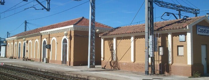 Estación de Casetas is one of Cercanías Zaragoza.