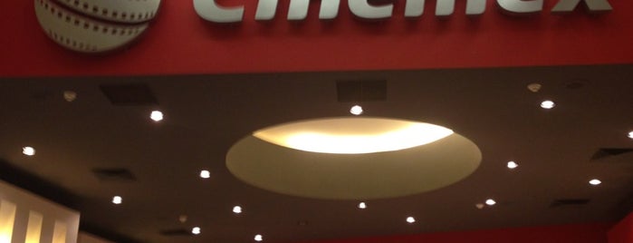 CINEMEX is one of Ricardo'nun Beğendiği Mekanlar.