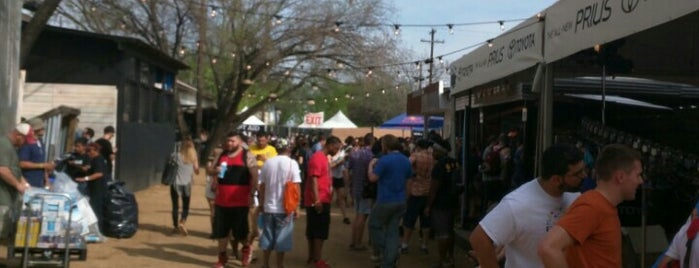 The Arcade At Fader Fort is one of Posti che sono piaciuti a Sneakshot.