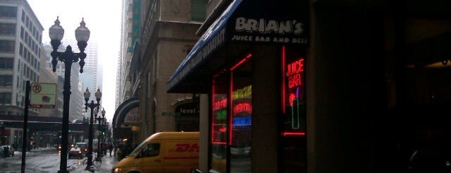 Brian's Juice Bar & Deli is one of chicago.