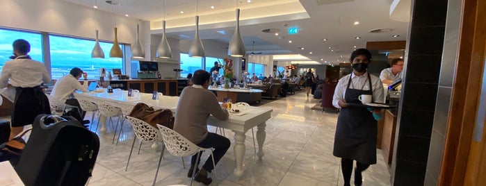 No.1 Traveller Lounge is one of PRIORITY PASS LOUNGES.