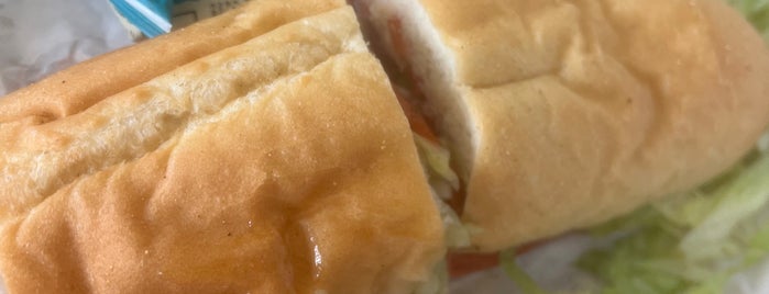 Jersey Mike's Subs is one of Food Paradise.