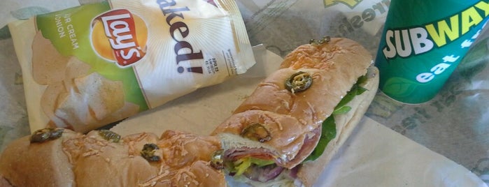 SUBWAY is one of The 7 Best Places for Black Olives in Redondo Beach.