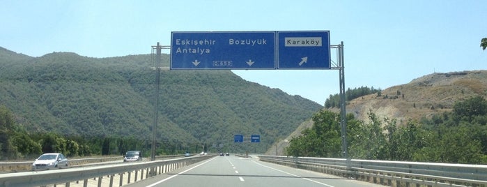 Karaköy is one of Gizemliさんの保存済みスポット.
