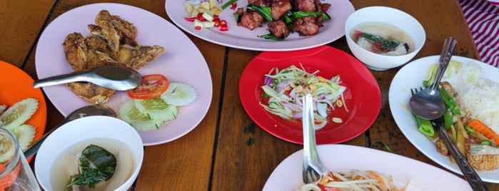 ครัวศรีพรรณ is one of Thai cuisine.