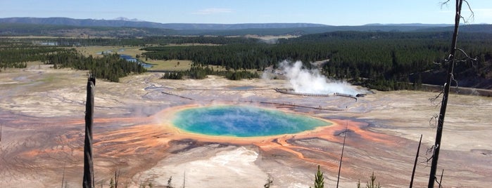 Grand Prismatic Spring is one of Top photography spots.
