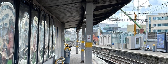 Tara Street Railway Station is one of Donna’s Liked Places.