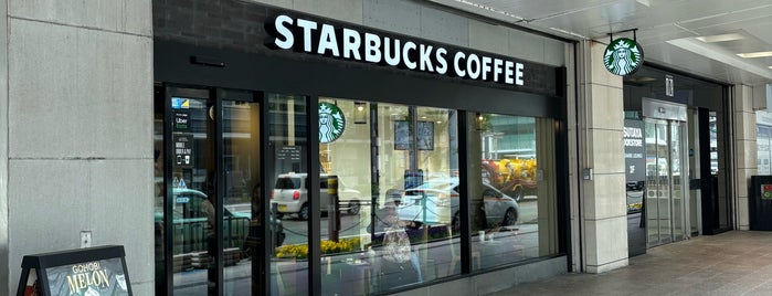 Starbucks is one of 石川県のスタバ.