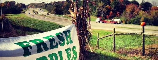 Penland's Apple House is one of Lugares favoritos de Greg.